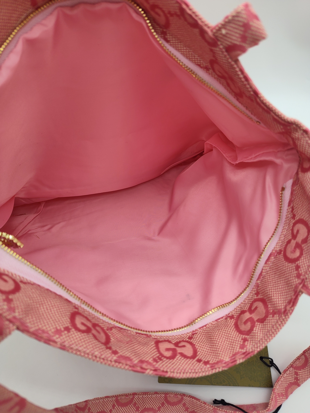 GUCCI Pink GG Canvas Tote Pineapple Patch Resort Summer Zip Shopper NWT VIP - Picture 5 of 10